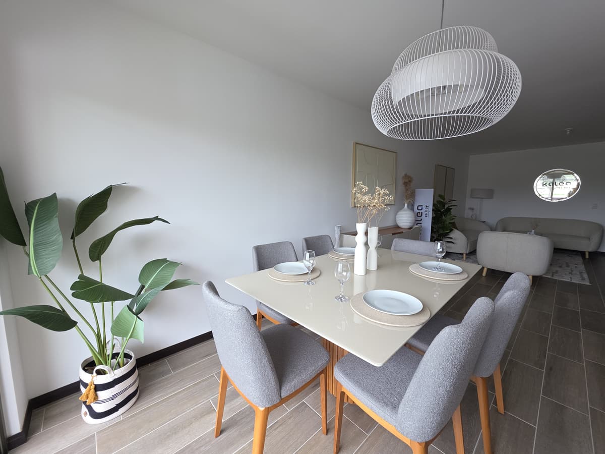 Vendo  Apartamento en el Primer Nivel en zona 14  - foto 1