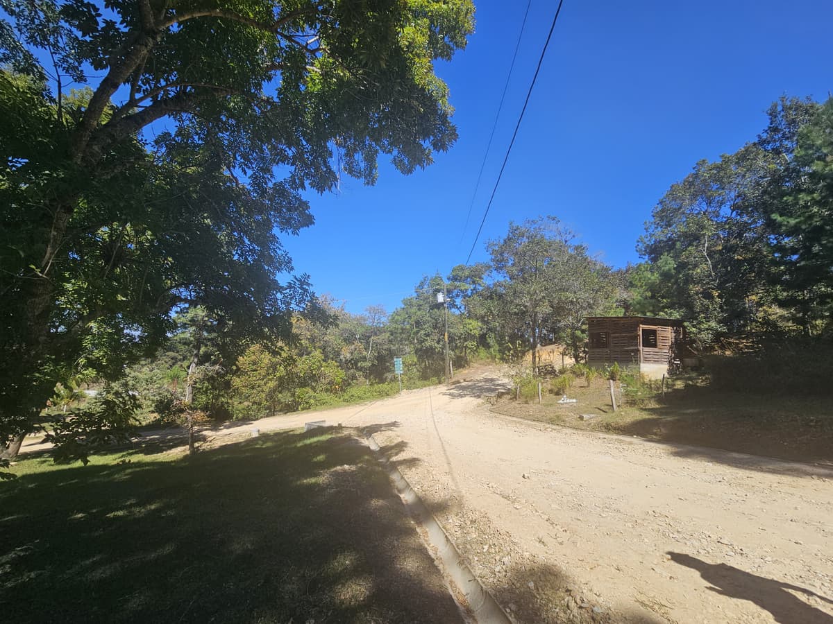 Vendo Terreno Carretera a San Raymundo - foto 1