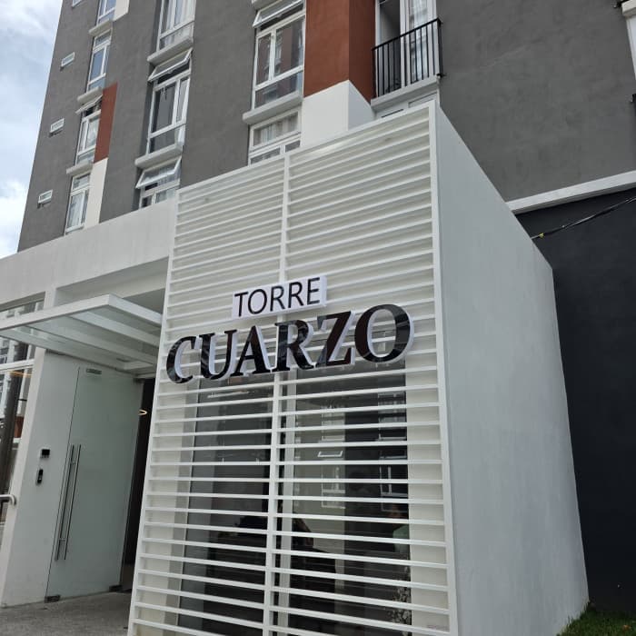 Rento Apartamento en Zona 6 Cumbres del Pedregal - foto 1