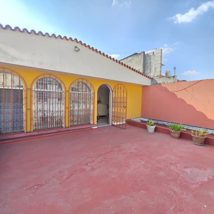 CASA COMERCIAL EN VENTA EN VALLE DEL SOL ZONA 4 MIXCO - foto 1