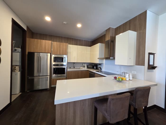 APARTAMENTO EN RENTA EDIFICIO PREMIER ZONA 14 - foto 1
