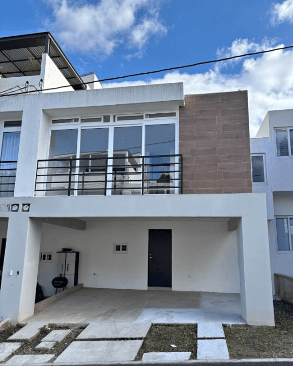 Casa en Renta en Entrada a Olmeca Fraijanes Guatemala  - foto 1