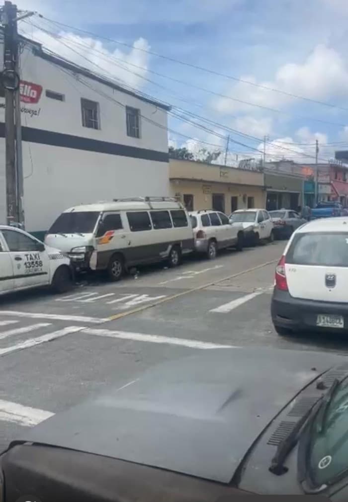 CASA COMERCIAL EN VENTA EN QUINTA SAMAYOA ZONA 7 GT - foto 1