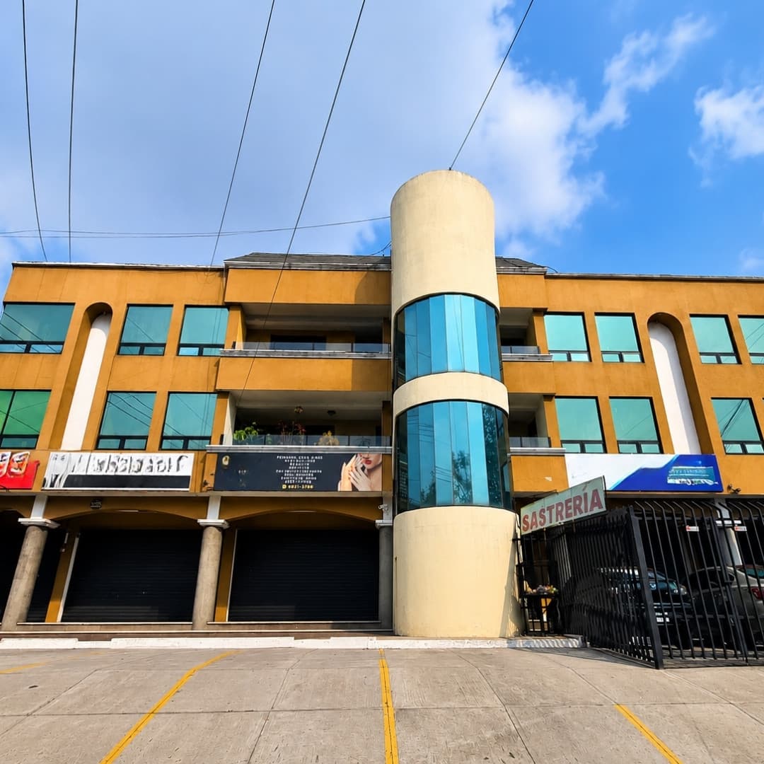 LOCAL COMERCIAL EN RENTA EN SAN CRISTOBAL  - foto 1