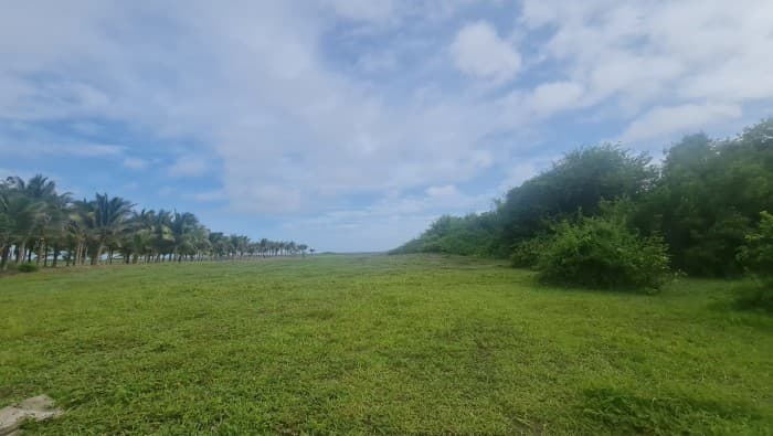 Vendo Terreno de 3.3 Manz. en Monterrico frente al mar - foto 1