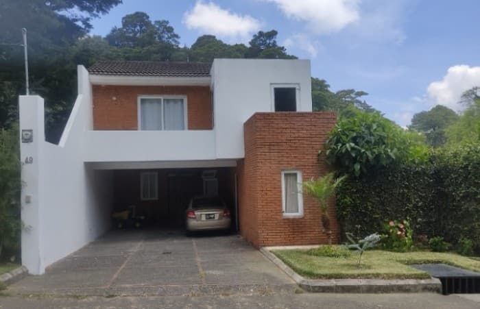CASA 3 NIVELES EN VENTA VISTAS DE SAN JOSE CAES - foto 1