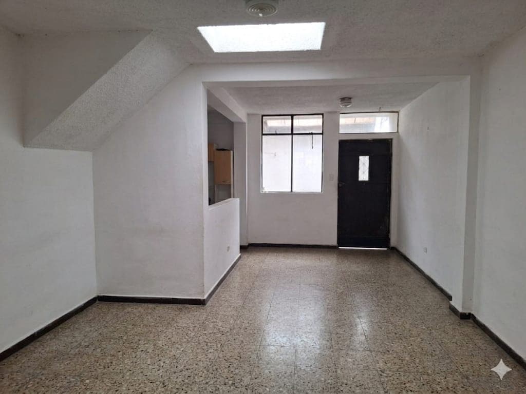 Casa en venta en Quinta Samayoa zona 7 - foto 1