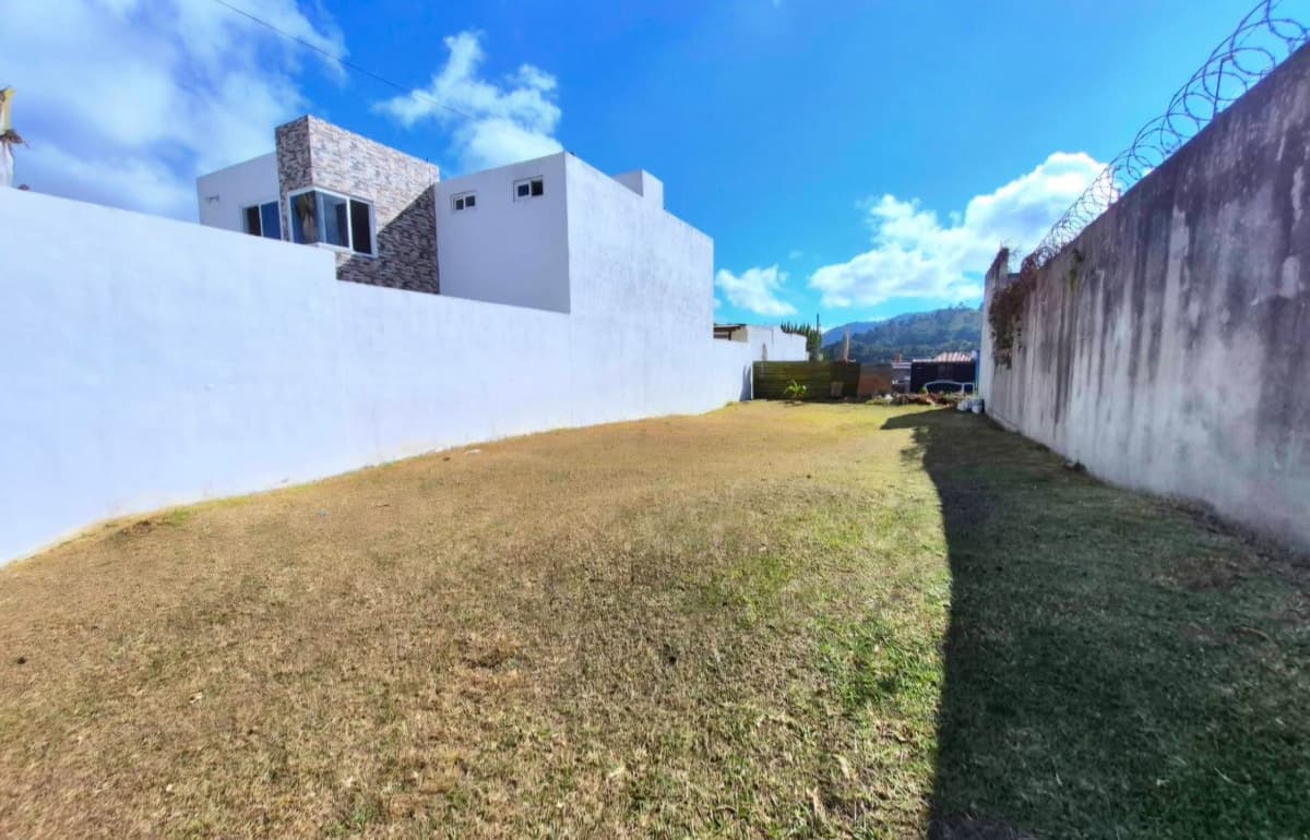 Terreno en Venta en Zona 16, Ciudad de Guatemala - foto 1