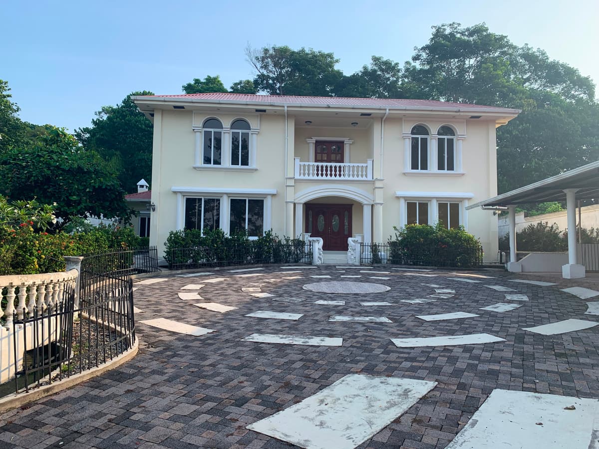 VENTA DE CASA TIPO MANSIÓN EN MAZATENANGO - foto 1