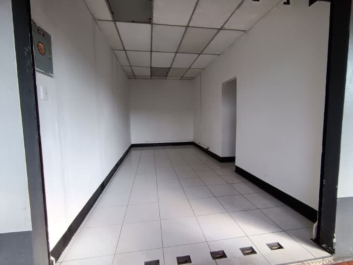 Local comercial en Renta Zona 7 Calz Roosevelt. Pequeño - foto 2