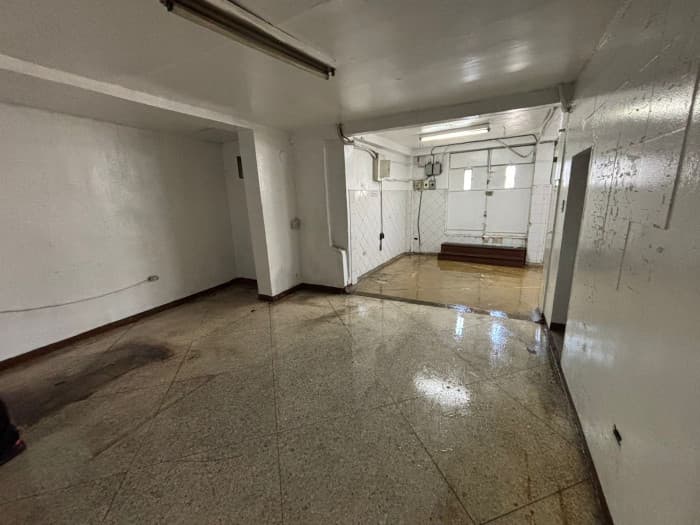 BODEGA COMERCIAL EN RENTA A POCOS PASOS DE LA ROOSEVELT - foto 3