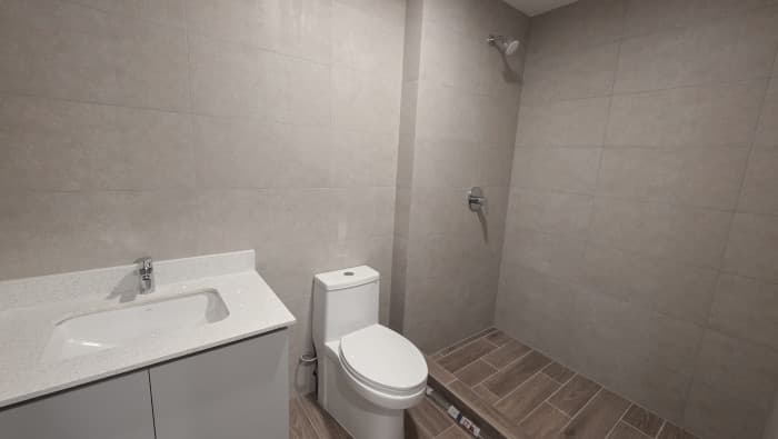 RENTO APARTAMENTO EN PARQUE 14 SOBRE AV LAS AMERICAS GT - foto 4