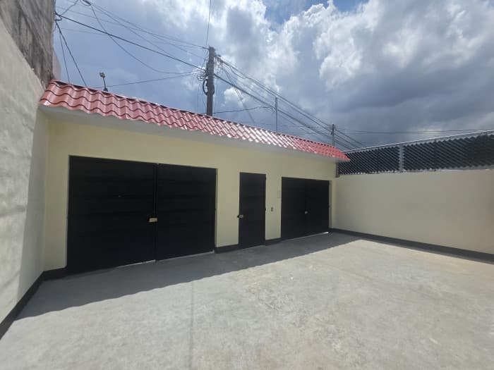 CASA EN VENTA EN SAN CRISTOBAL II LOS ENCINOS - foto 2