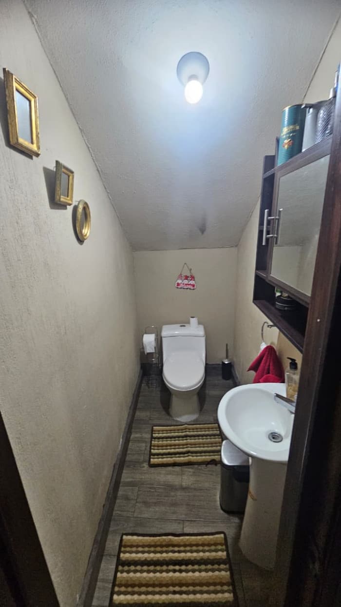 VENDO CASA LOMAS DE BALCONES SAN CRISTOBAL ZONA 8 MIXCO - foto 20
