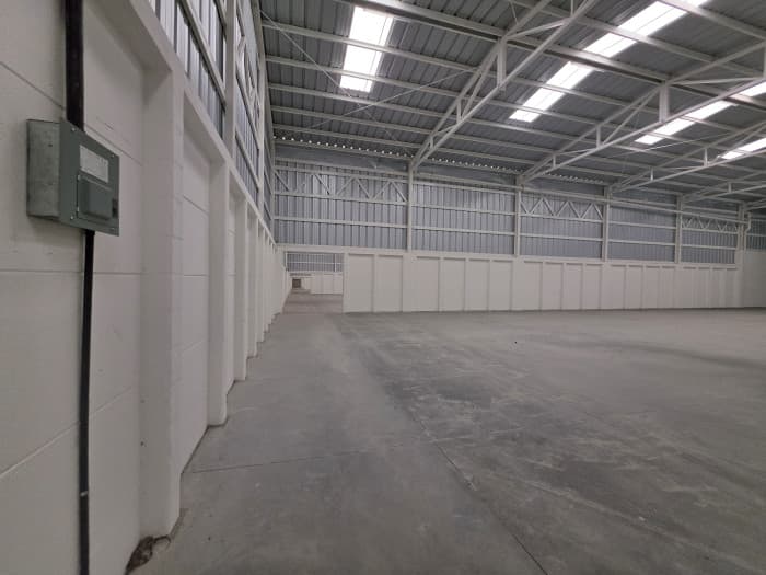 VENDO BODEGA EN PARQUE INDUSTRIAL EN COCALES SUCHI - foto 4