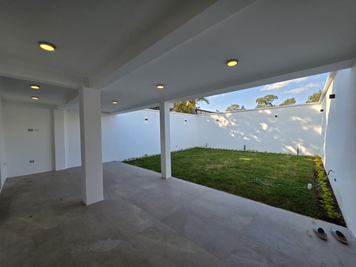 LUJOSA CASA NUEVA EN VENTA EN SAN CRISTOBAL Z8 MIXCO - foto 8