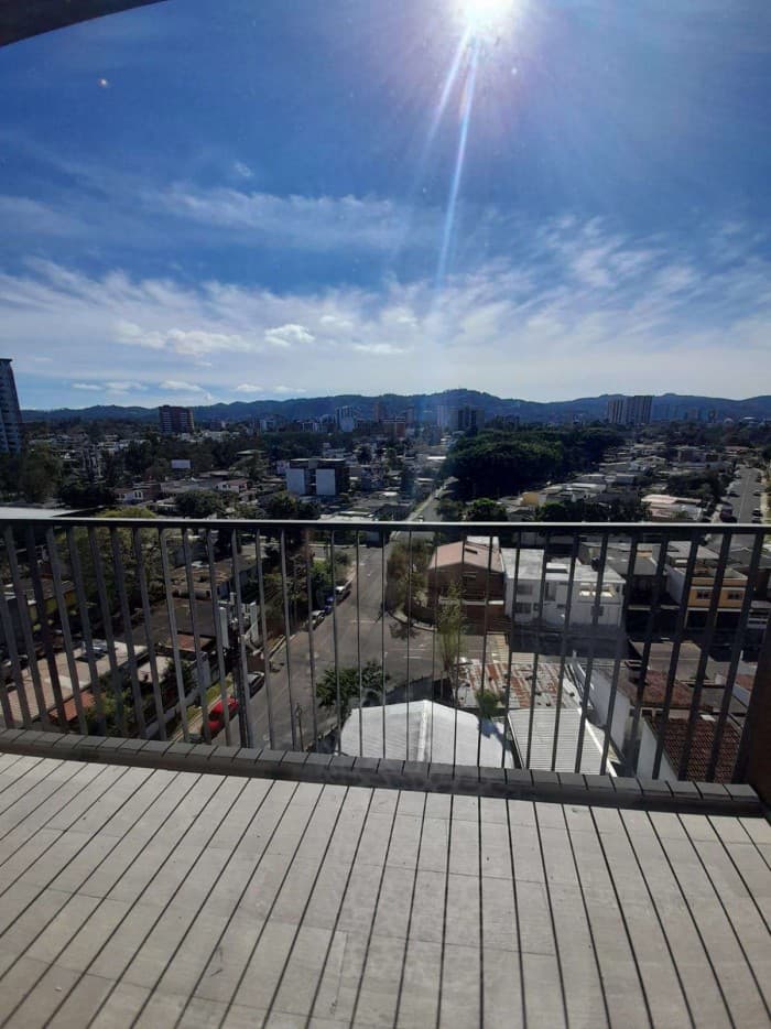 Apartamento en Renta en TRIVA zona 15 - foto 4