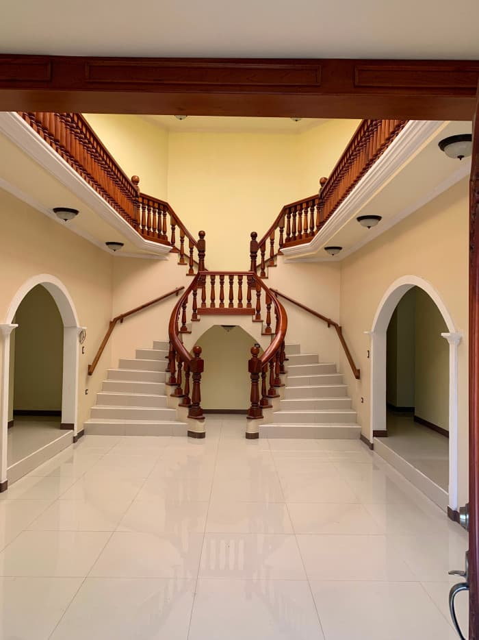 VENTA DE CASA TIPO MANSIÓN EN MAZATENANGO - foto 2
