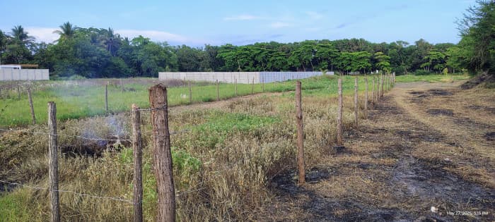 VENDO TERRENO EN MONTERRICO CERCA DE LA PLAYA - foto 2