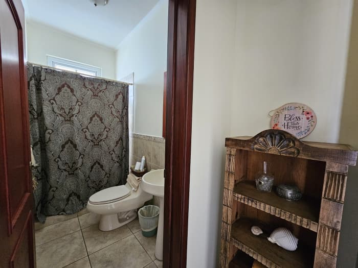 VENDO CASA EN VILLAS DE ENTREVERDES ENTRADA A FRAIJANES - foto 4