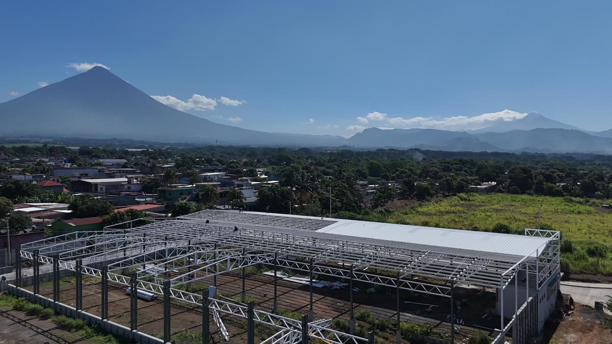EN RENTA NAVE INDUSTRIAL DE 7,000M2 EN ESCUINTLA CA9 - foto 2