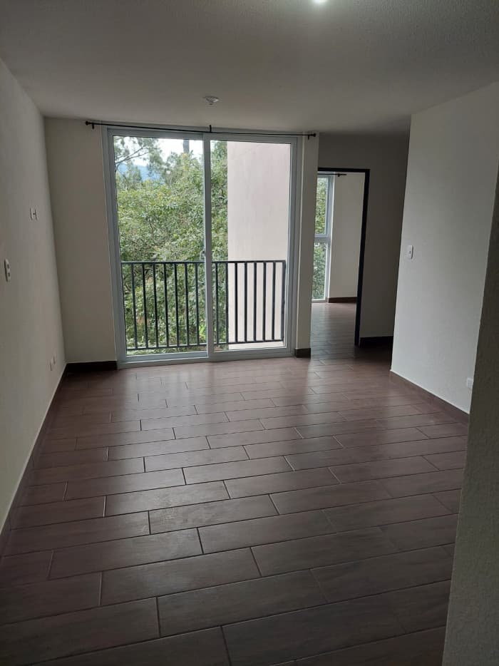 Apartamento Económico en Venta en Zona 10 Mixco - foto 2