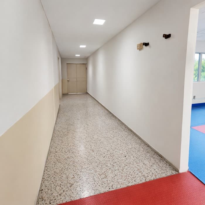 Casa con uso Comercial en Venta Santa Rita II Mixco  - foto 2