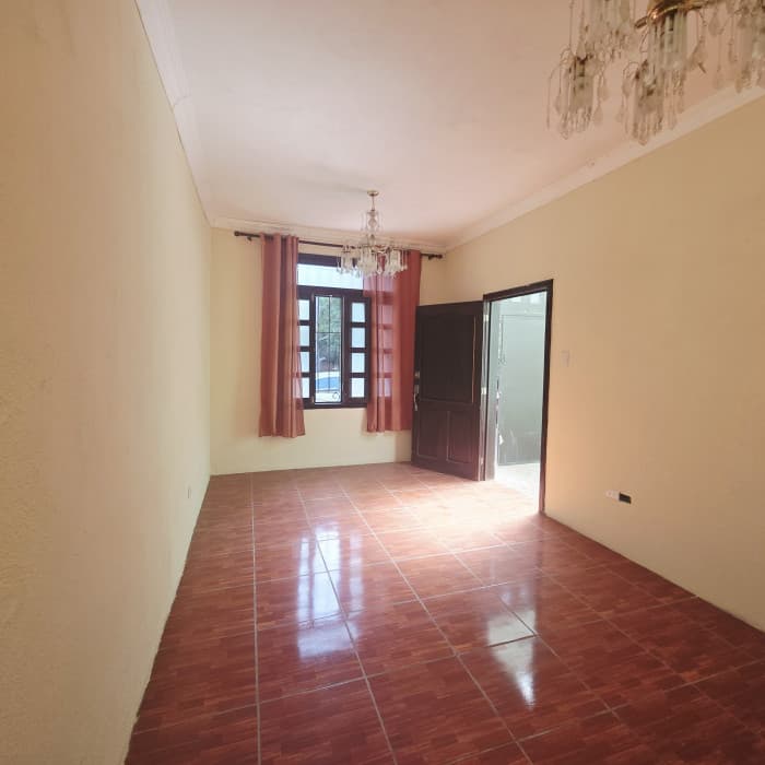 En Venta Casa en Planes de Bárcenas Villa Nueva - foto 3