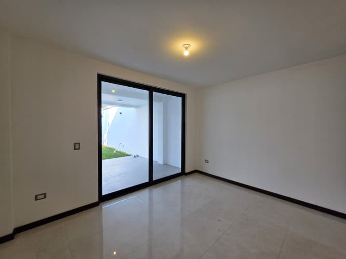 LUJOSA CASA NUEVA EN VENTA EN SAN CRISTOBAL Z8 MIXCO - foto 7