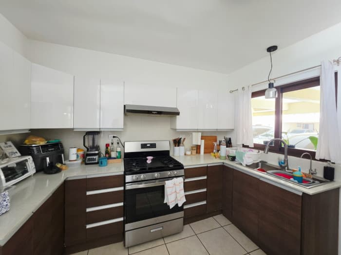CASA DE 3 NIVELES EN VENTA EN VISTAS DEL NARANJO MIXCO - foto 3