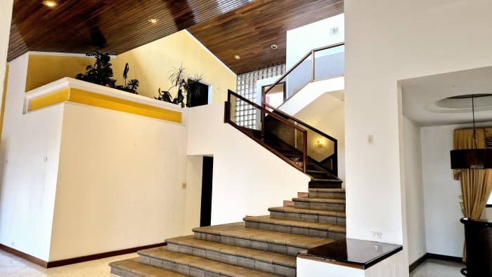 En venta y renta casa de lujo en km 9.5 CAES  - foto 4