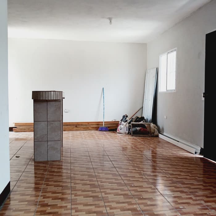 En Venta Casa con 2 Apartamentos en San José Pinula - foto 3