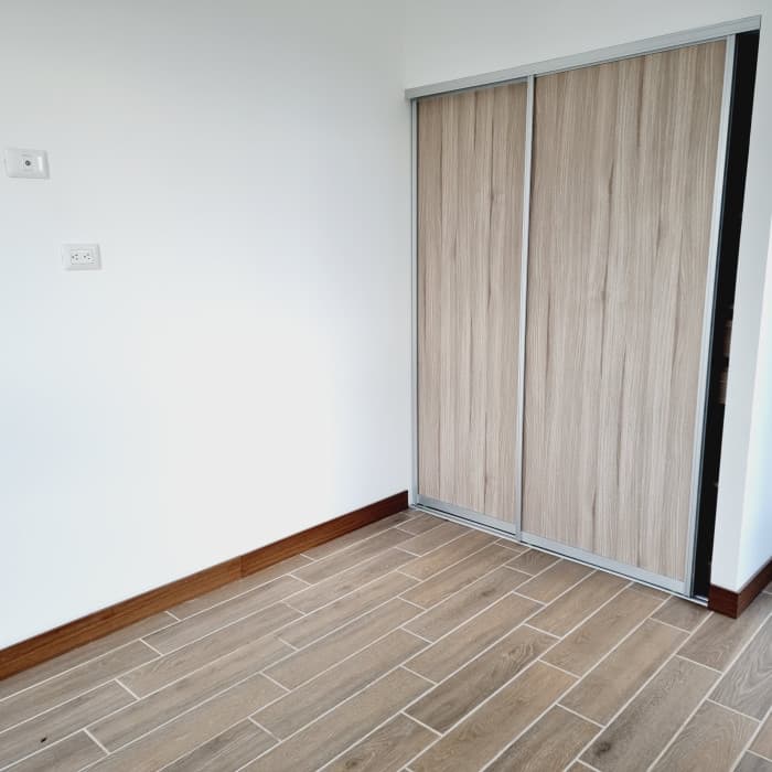 En Venta Apartamento 1 habitacion en zona 14 - foto 4