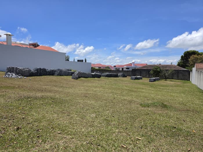 TERRENO PLANO EN VENTA EN COLINAS DE ANDALUCIA CAES - foto 2