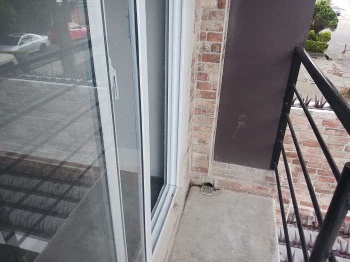 Rento apartamento tipo loft semi-amueblado en zona 12 - foto 4