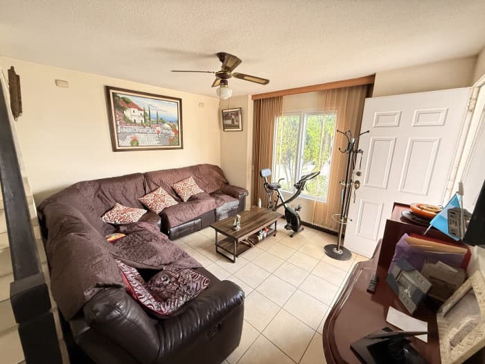 Casa en Venta en Hacienda de las Flores Villa Nueva - foto 4