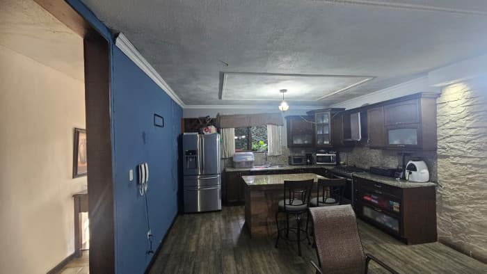 VENDO CASA LOMAS DE BALCONES SAN CRISTOBAL ZONA 8 MIXCO - foto 5