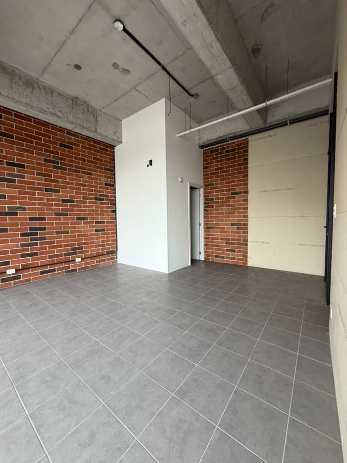 Local Comercial en Renta, Edificio Fiamene zona 10  - foto 3