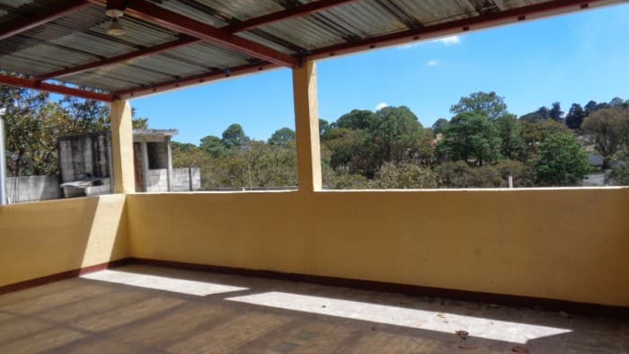 Casa en Venta 3 niveles Alamedas de Yumar II Z6 Mixco - foto 2