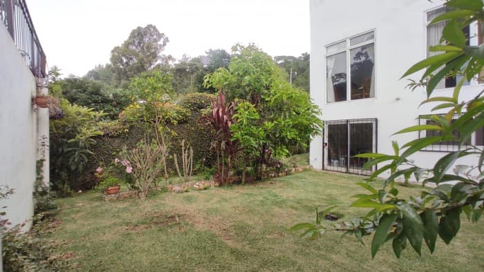 CASA 3 NIVELES EN VENTA VISTAS DE SAN JOSE CAES - foto 3