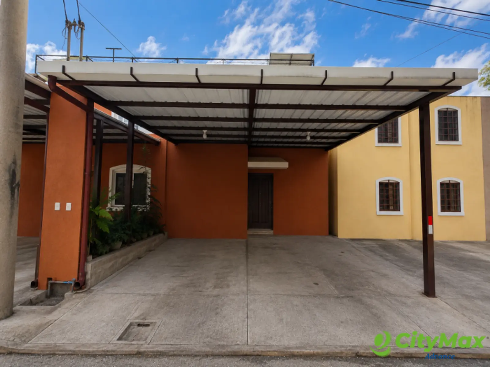 CASA EN VENTA EN COLINAS DE MONTE MARIA SUR VILLA NUEVA - foto 1