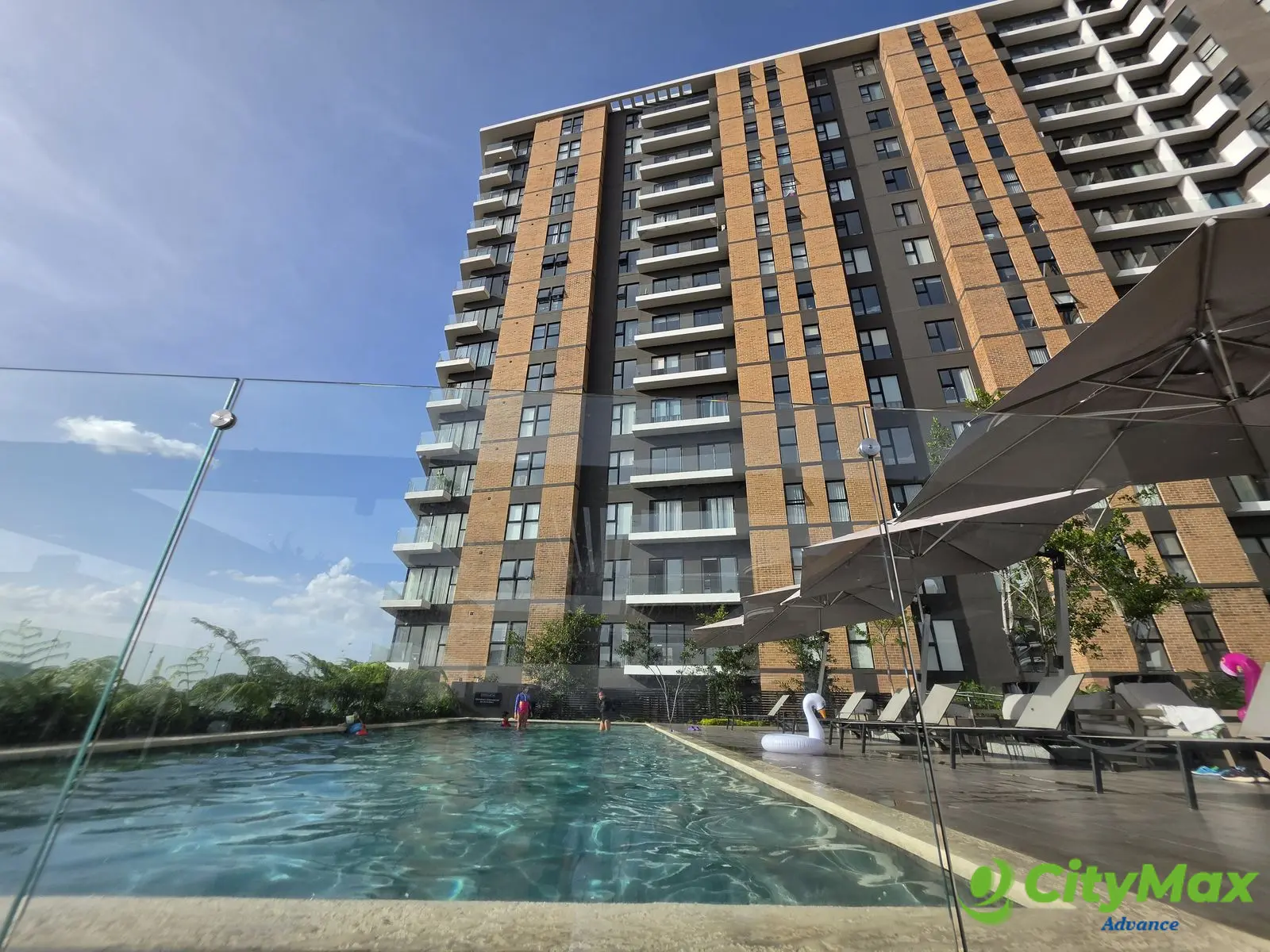 VENDO APARTAMENTO EN NIVEL ALTO EN PARQUE 14 VISTA SUR - foto 1