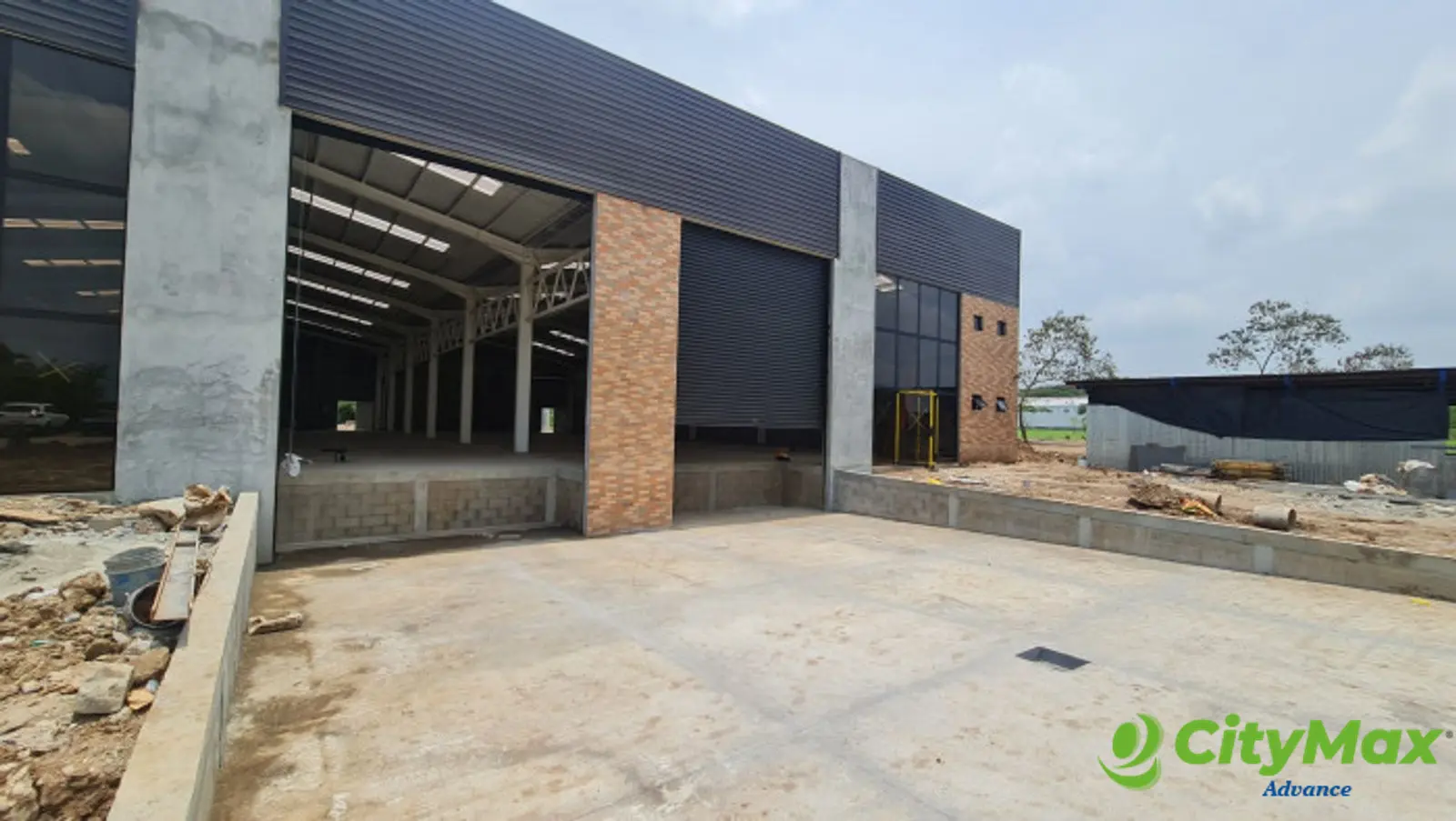 ALQUILO BODEGA EN PARQUE INDUSTRIAL TECNOPARK SOBRE CA2 - foto 1