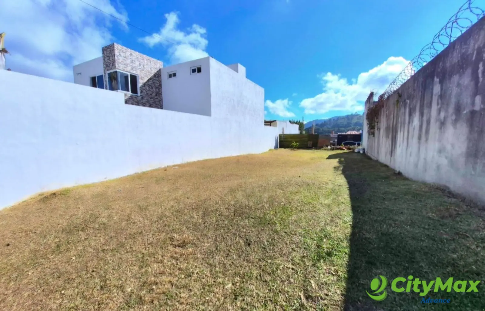 Terreno en Venta en Zona 16, Ciudad de Guatemala - foto 1