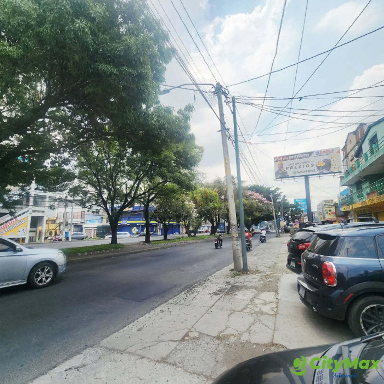 Vendo/Renta Casa con Local Comercial en Calz San Juan  - foto 9