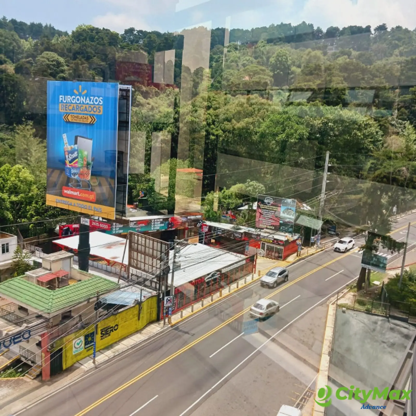 VENDO AMPLIA Y MODERNA OFICINA EN MUXBAL - foto 8