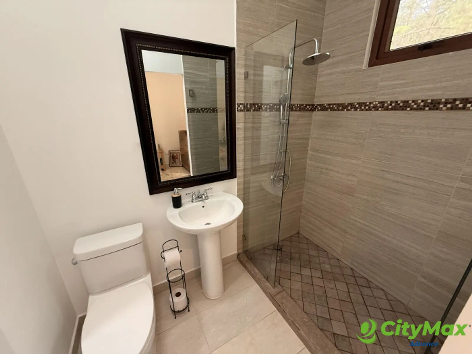 Casa en Venta en Hacienda Nueva Country Club - foto 12