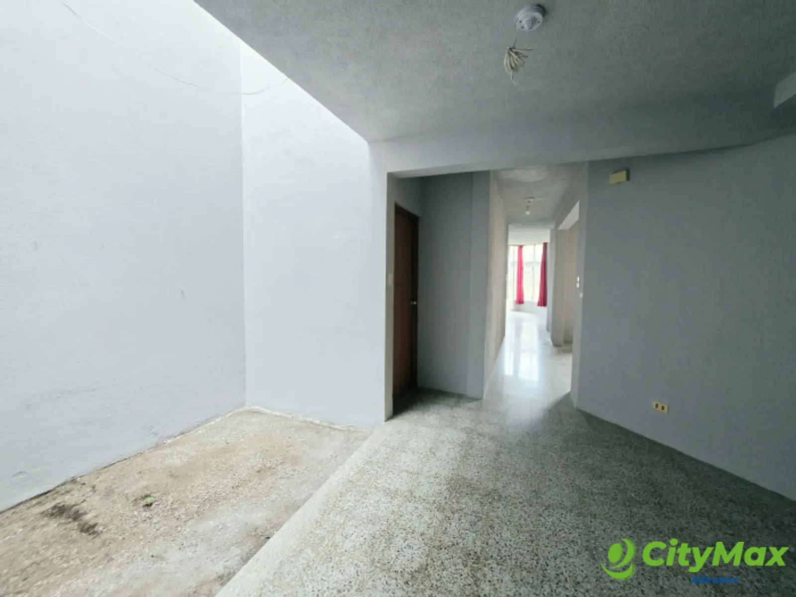 CASA EN VENTA EN PINARES DE SAN CRISTOBAL ZONA 8 MIXCO - foto 13