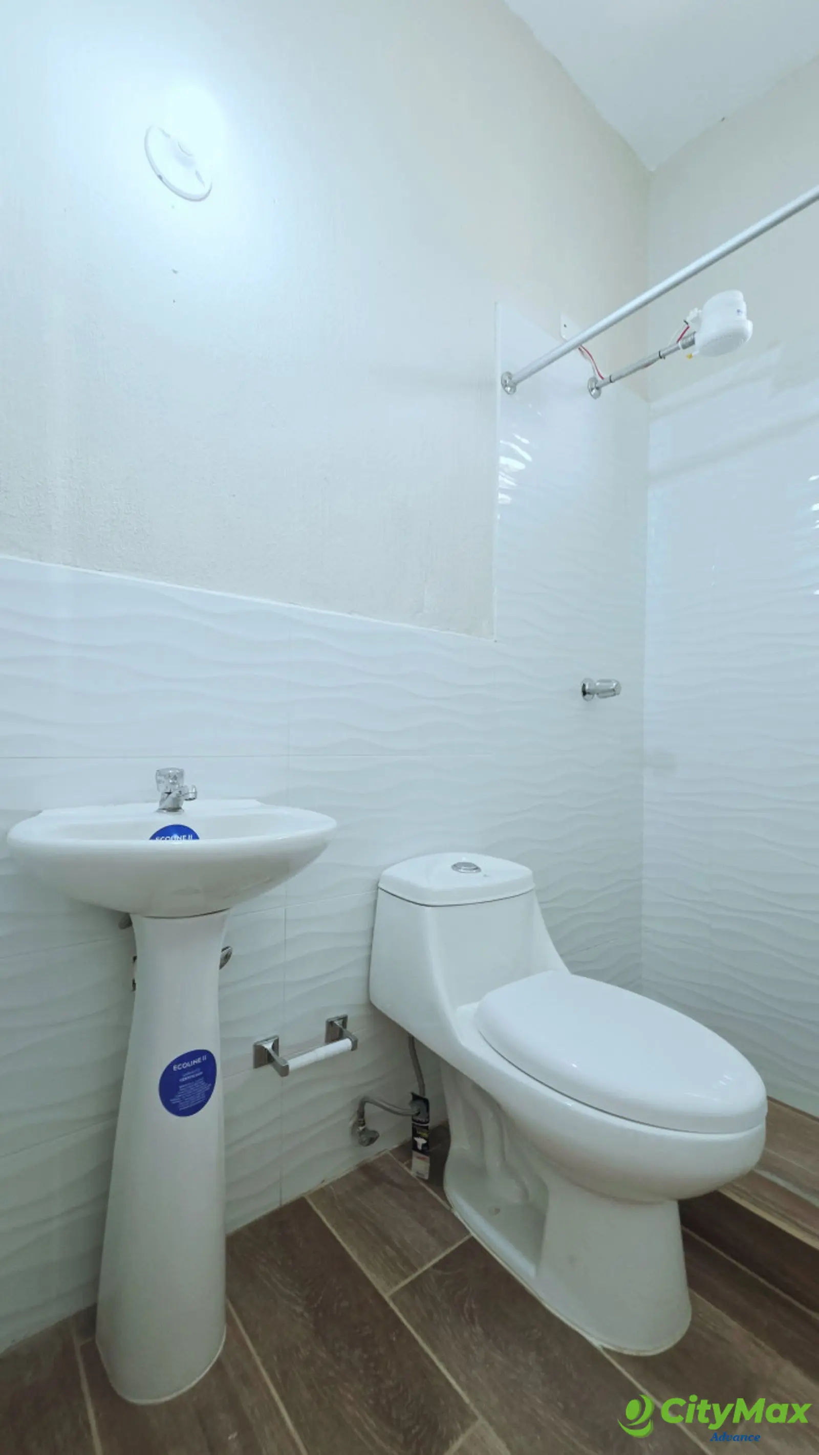 Casa en Venta en Los Encinos Panorama San Cristóbal - Baño completo
