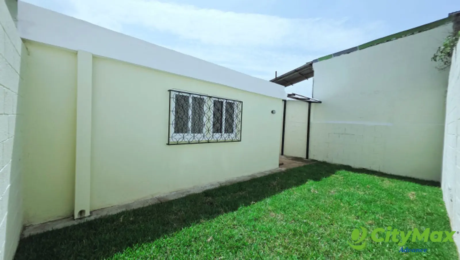 Casa en Venta en Los Encinos Panorama San Cristóbal - Patio
